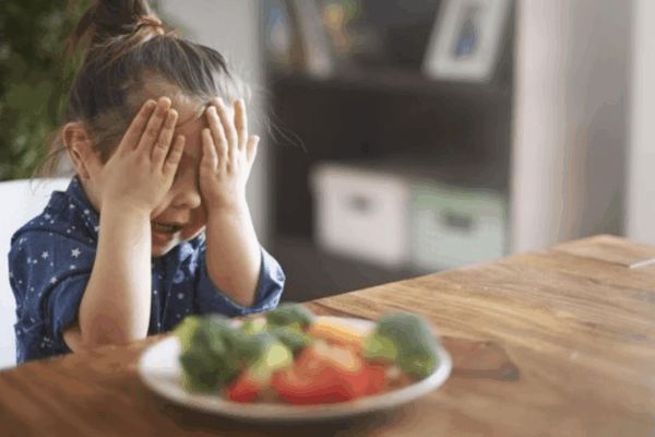 Anak Makan Sayur