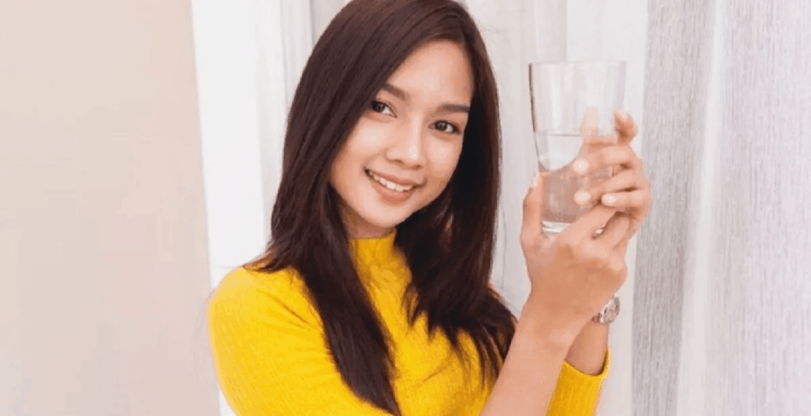 Detoks dengan air murni