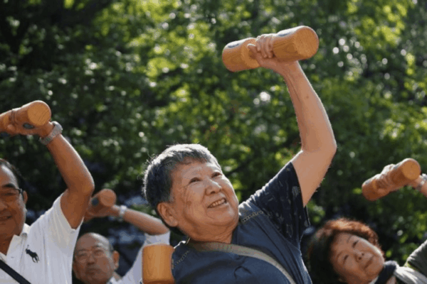 Rahasia Umur Panjang Jepang 2025