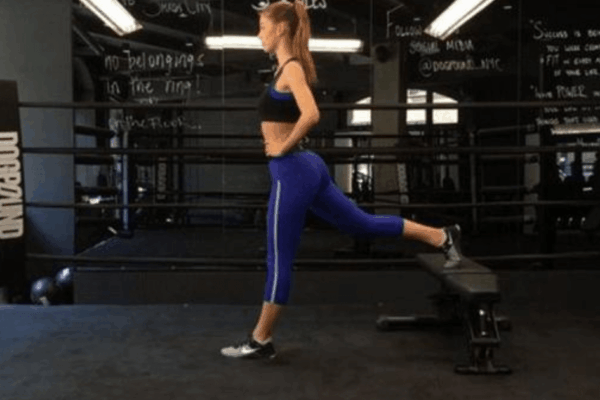 Latihan Bokong Supermodel