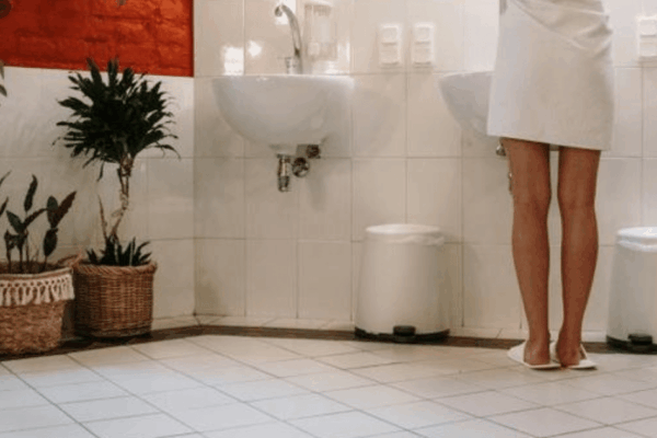 Tips Cegah Lantai Kamar Mandi Licin