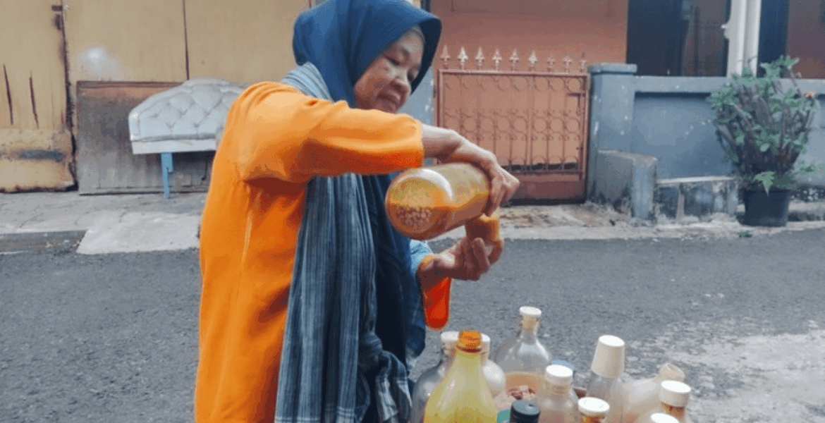 Jamu tradisional ngetren Gen Z