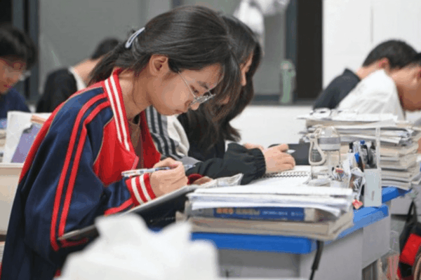 Langkah China Cegah Stres Mental Siswa Sekolah